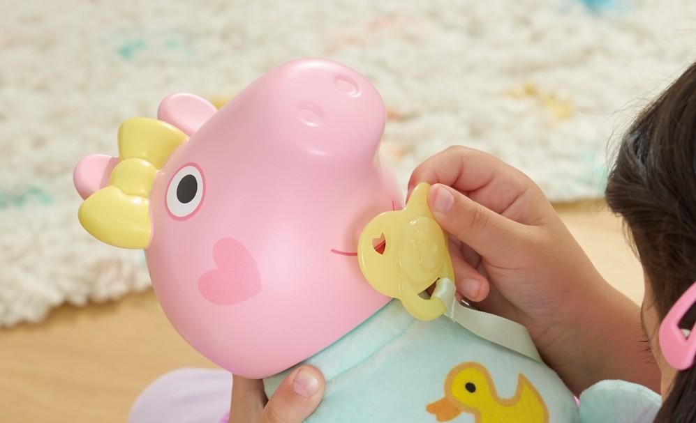 Hasbro : avec Evie, la famille de figurines Peppa Pig s&rsquo;agrandit