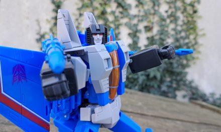 On a testé… Transformers : Thundercracker, le Decepticon qui ne déçoit pas !